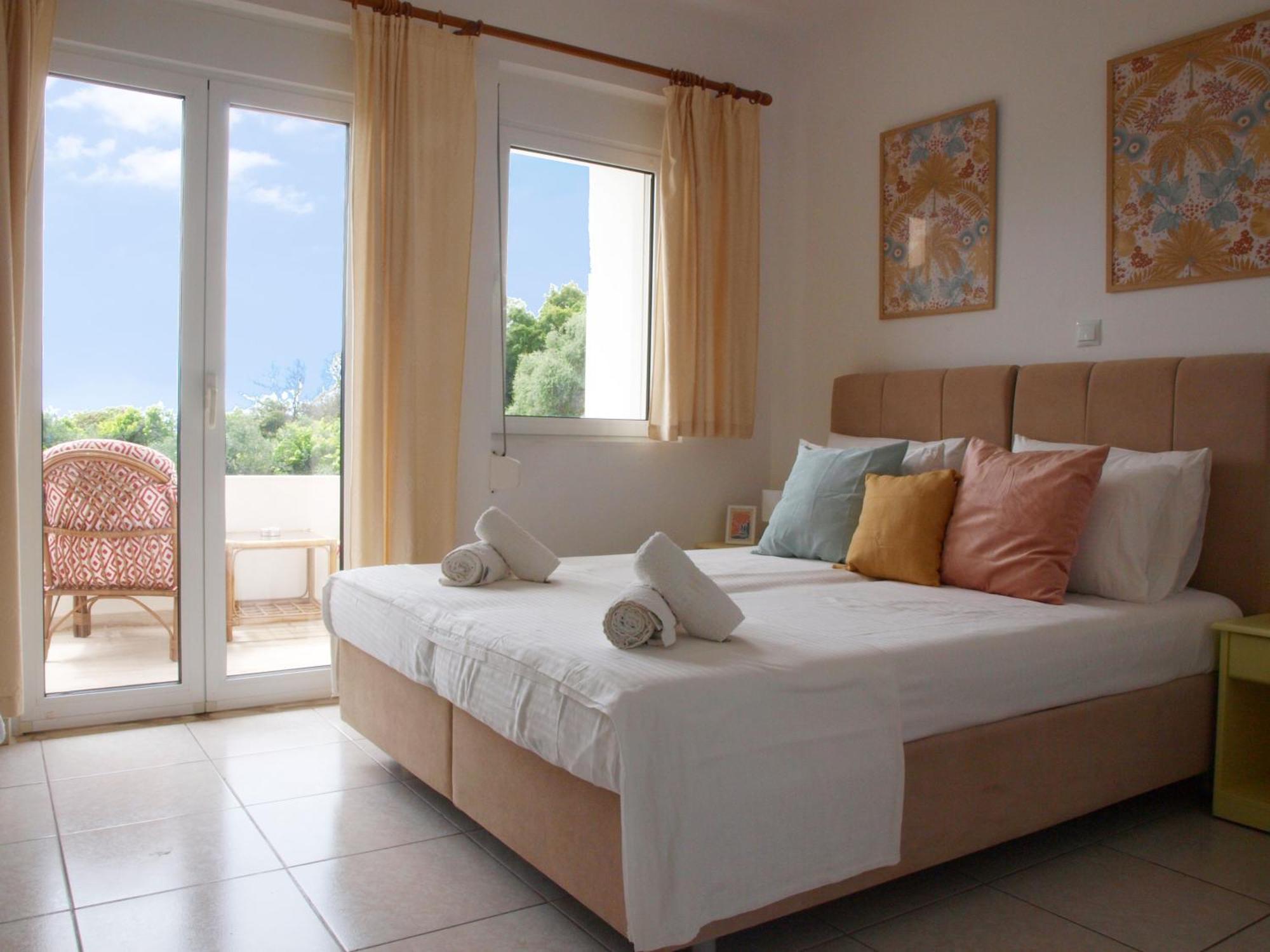Theros Blu Sarakiniko (Epirus) Luaran gambar