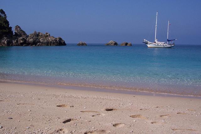 Theros Blu Sarakiniko (Epirus) Luaran gambar